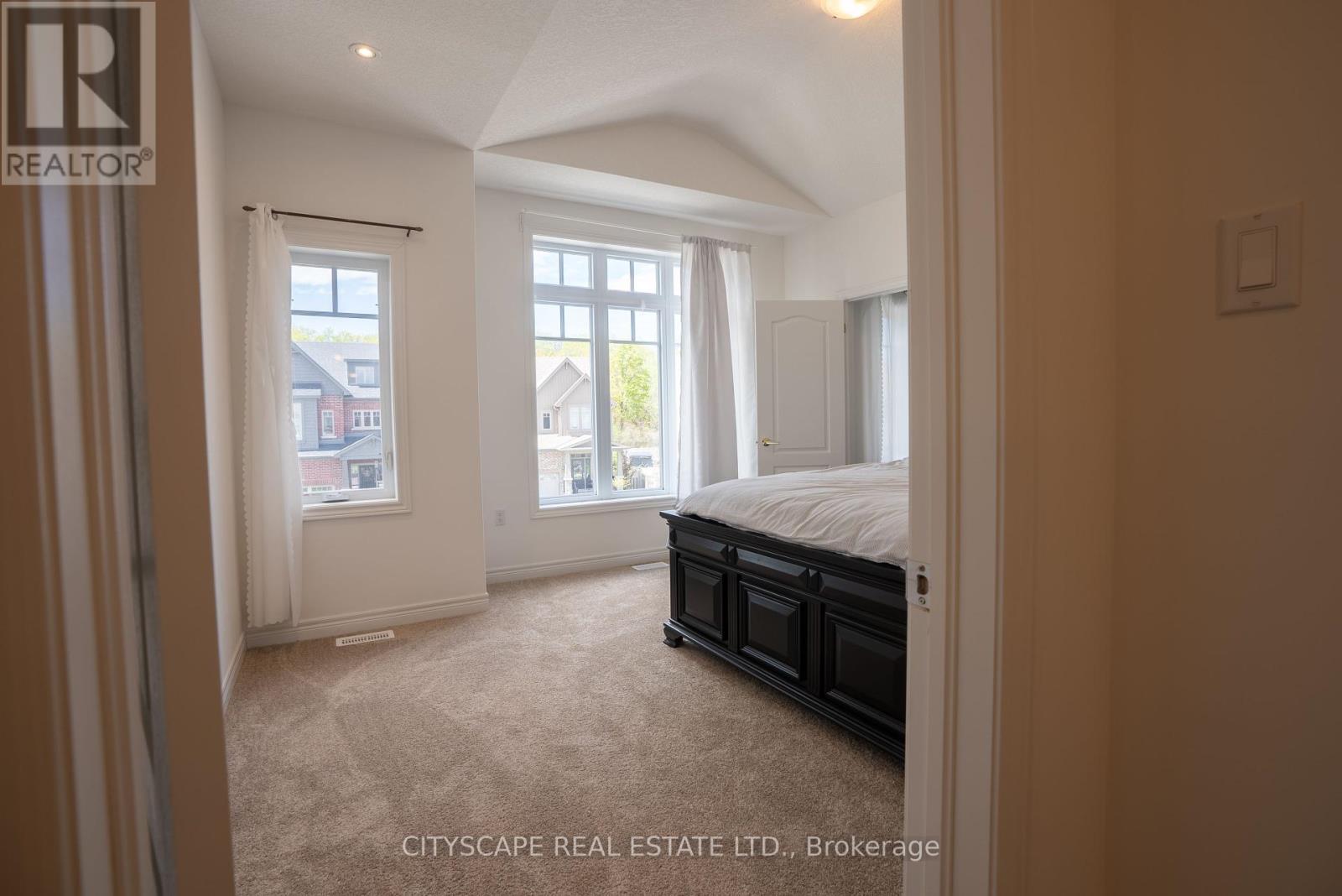 79 Plewes Drive, Collingwood, Ontario  L9Y 3B7 - Photo 11 - S12444010