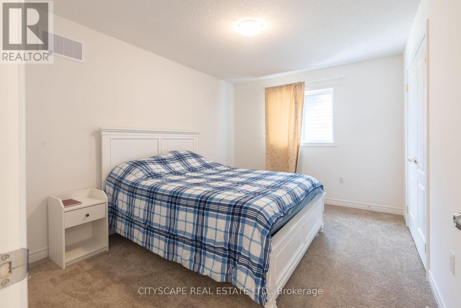 79 Plewes Drive, Collingwood, Ontario  L9Y 3B7 - Photo 15 - S12444010