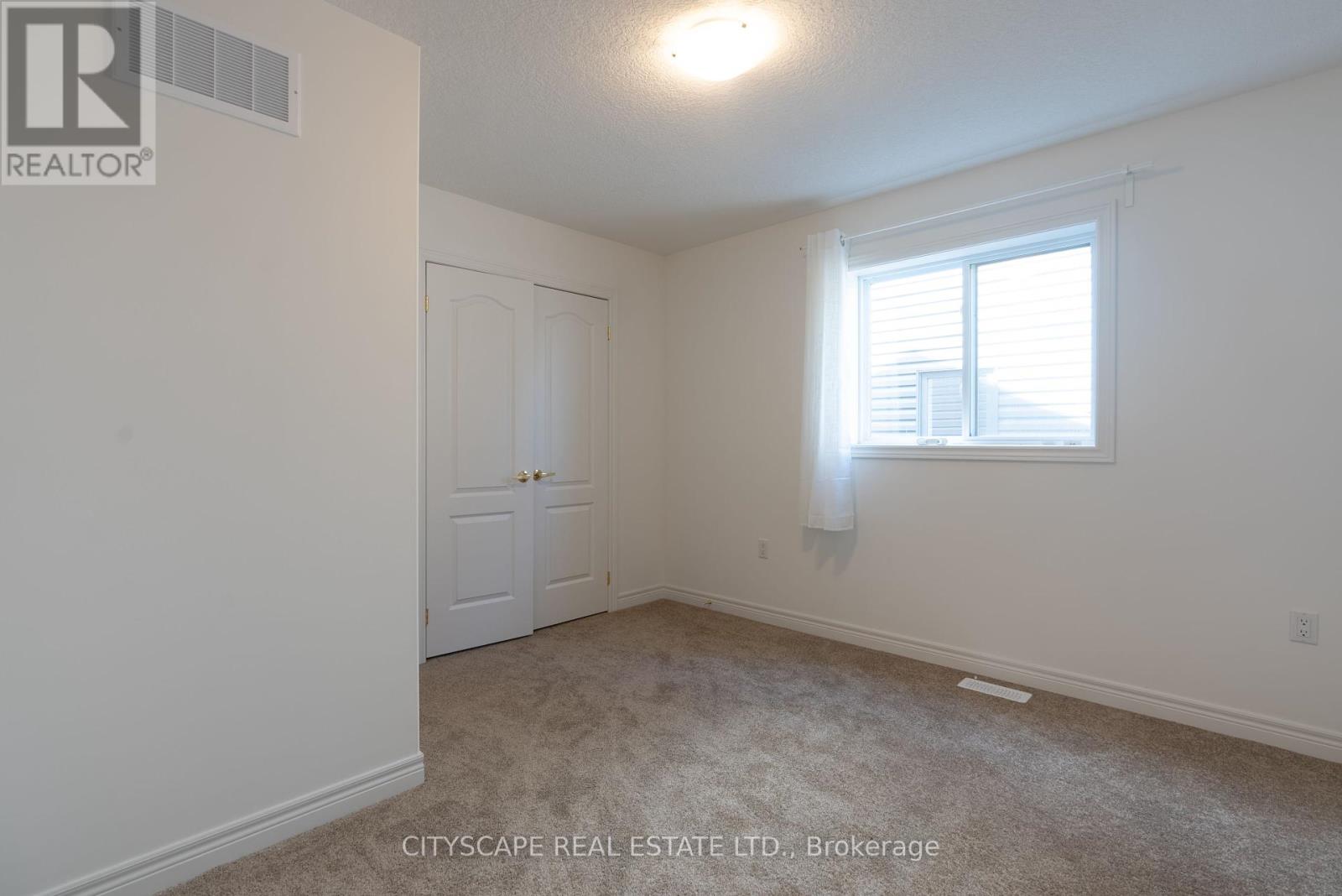 79 Plewes Drive, Collingwood, Ontario  L9Y 3B7 - Photo 18 - S12444010