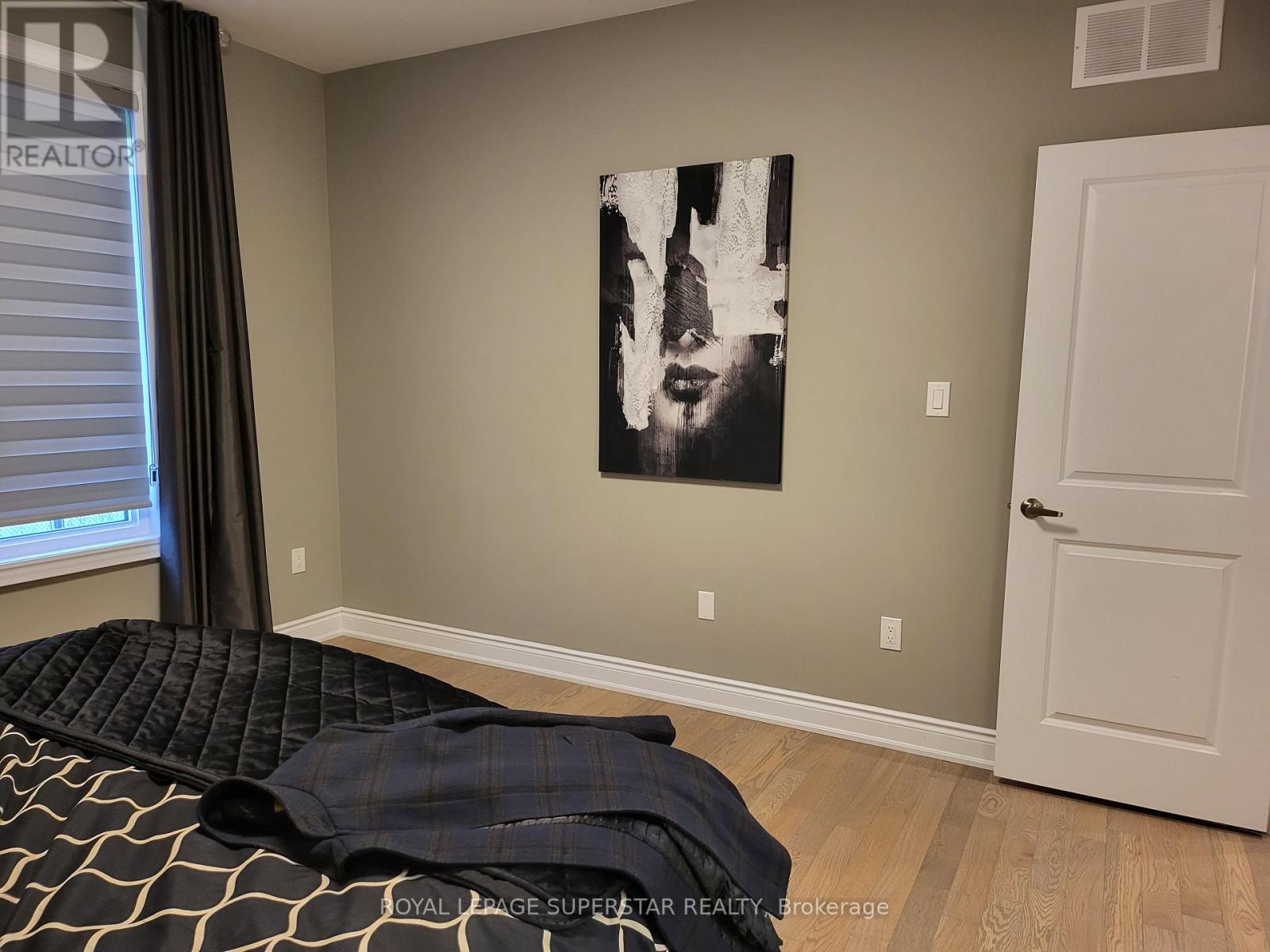 13 Eberhardt Drive, Wasaga Beach, Ontario  L9Z 0K6 - Photo 14 - S12444057