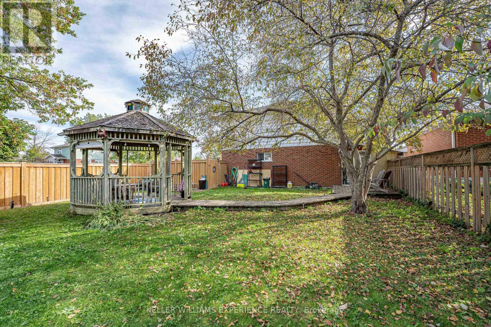 28 Gibbard Crescent, Collingwood, Ontario  L9Y 2C1 - Photo 36 - S12444109