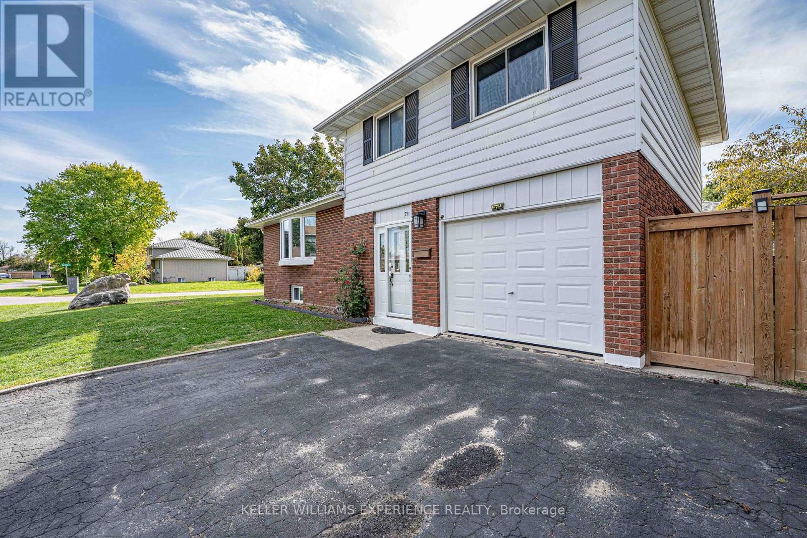 28 Gibbard Crescent, Collingwood, Ontario  L9Y 2C1 - Photo 7 - S12444109
