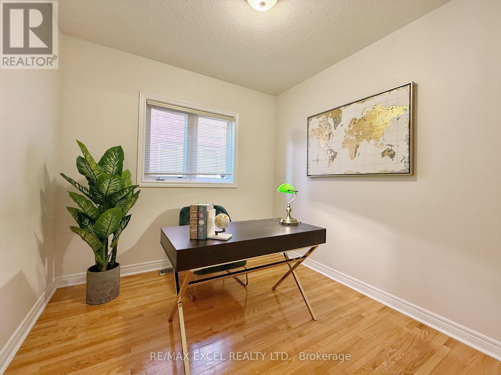 65 Falling River Drive, Richmond Hill, Ontario  L4S 2R3 - Photo 13 - N12439340