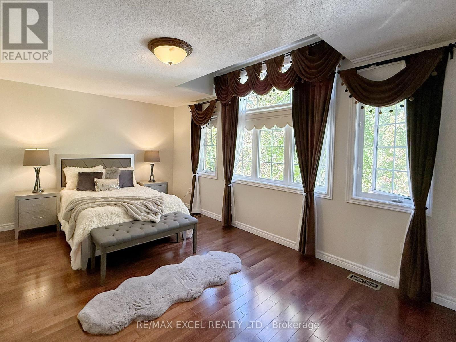 65 Falling River Drive, Richmond Hill, Ontario  L4S 2R3 - Photo 21 - N12439340