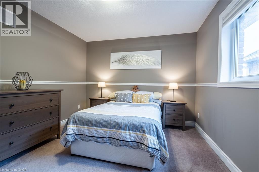 7 Volterra Court, Waterdown, Ontario  L8B 0K7 - Photo 29 - 40776354