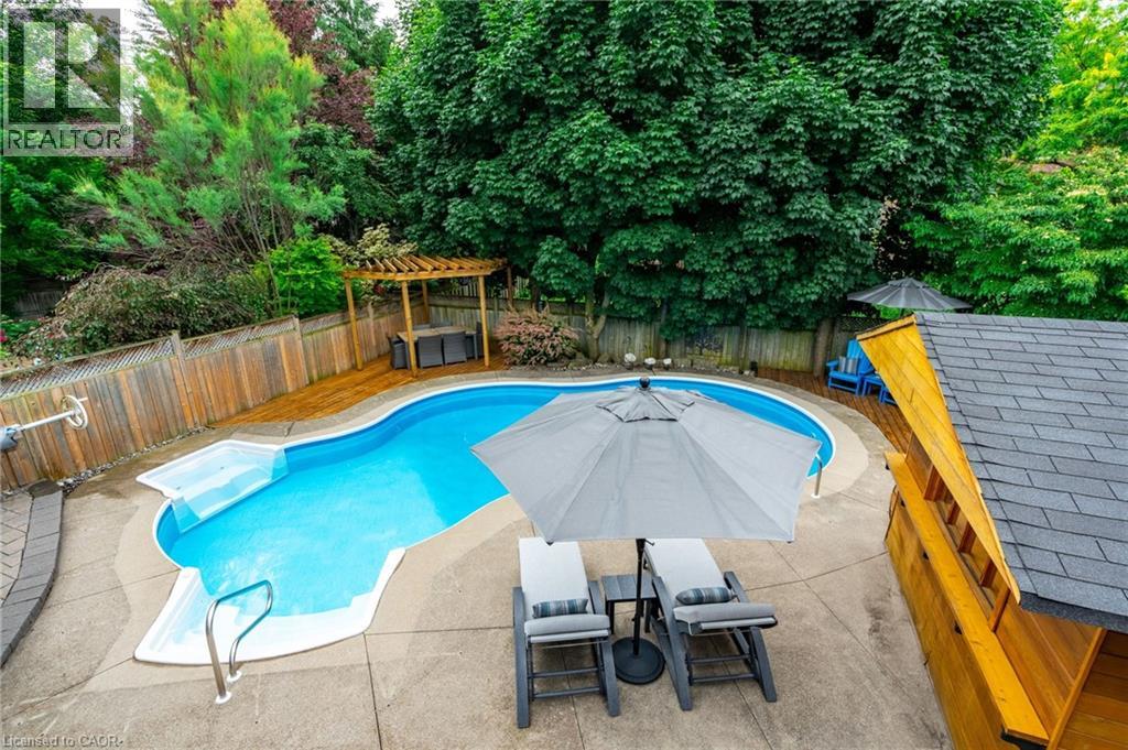 7 Volterra Court, Waterdown, Ontario  L8B 0K7 - Photo 46 - 40776354