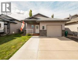48 Aberdeen Road W West Highlands, Lethbridge, Ca