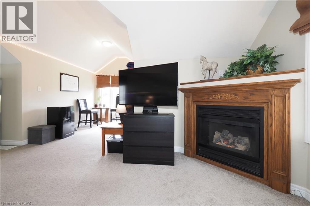 160 Patton Drive, Cambridge, Ontario  N3C 4L5 - Photo 32 - 40766129
