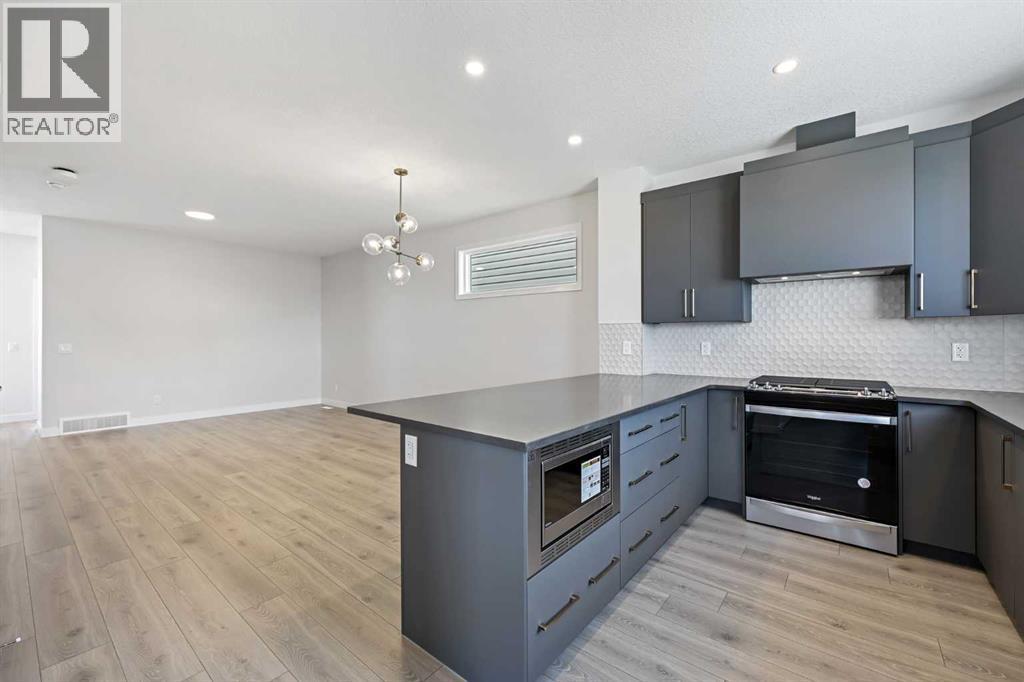 329 Ambleton Drive Nw, Calgary, Alberta  T3P 2B6 - Photo 3 - A2202661