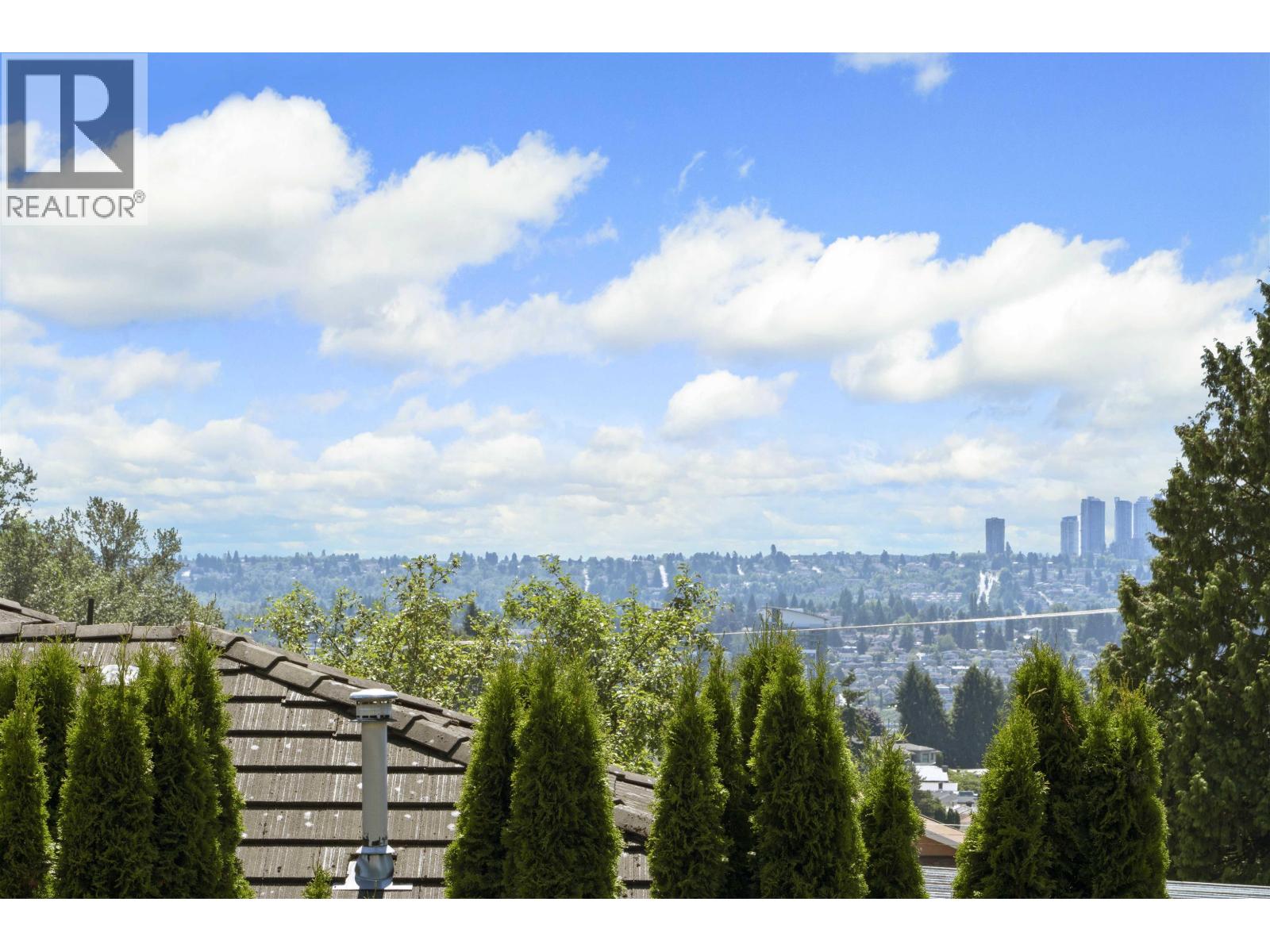 481 Holdom Avenue, Burnaby, British Columbia  V5B 3V3 - Photo 32 - R3055222