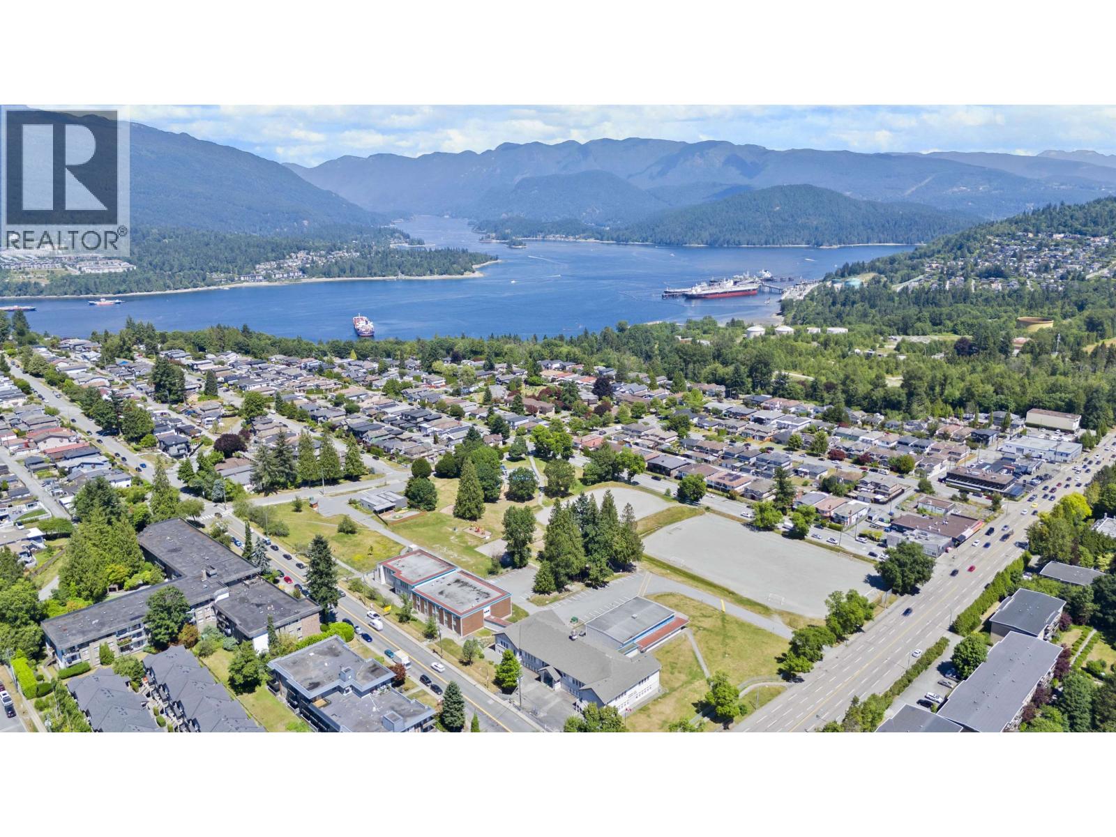 481 Holdom Avenue, Burnaby, British Columbia  V5B 3V3 - Photo 35 - R3055222
