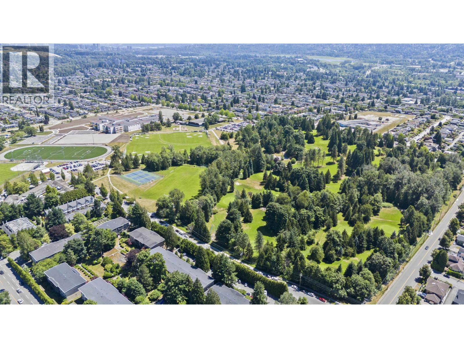 481 Holdom Avenue, Burnaby, British Columbia  V5B 3V3 - Photo 36 - R3055222