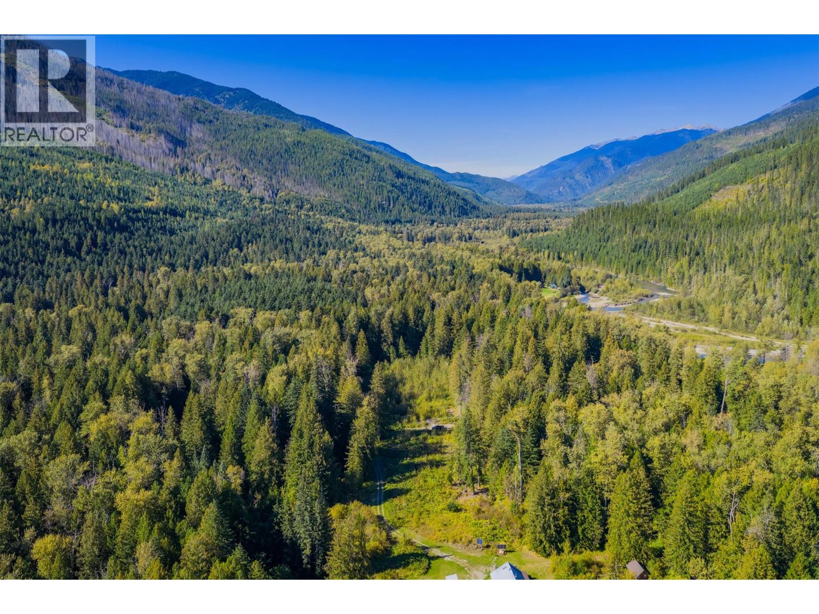 Block 6 Marquise Street, poplar creek, British Columbia