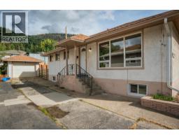 3141 Highway Drive Trail, Trail, Ca