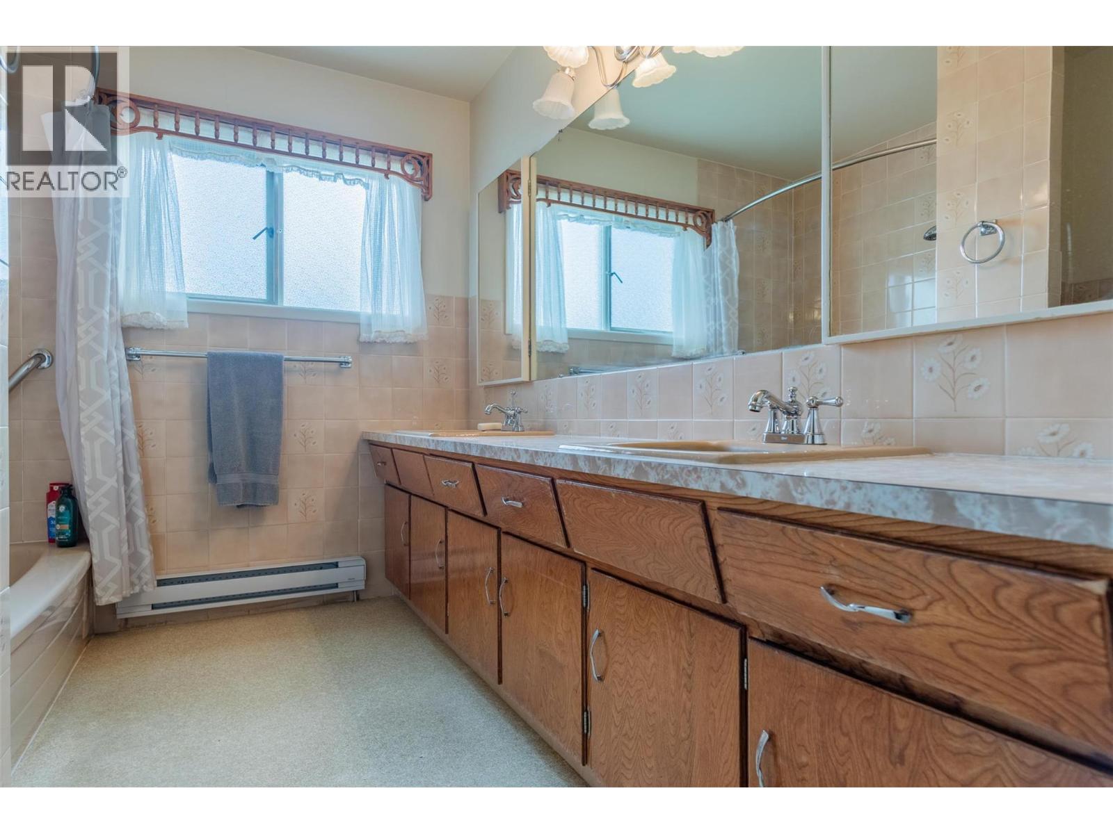3141 Highway Drive, Trail, British Columbia  V1R 2T4 - Photo 26 - 10364809