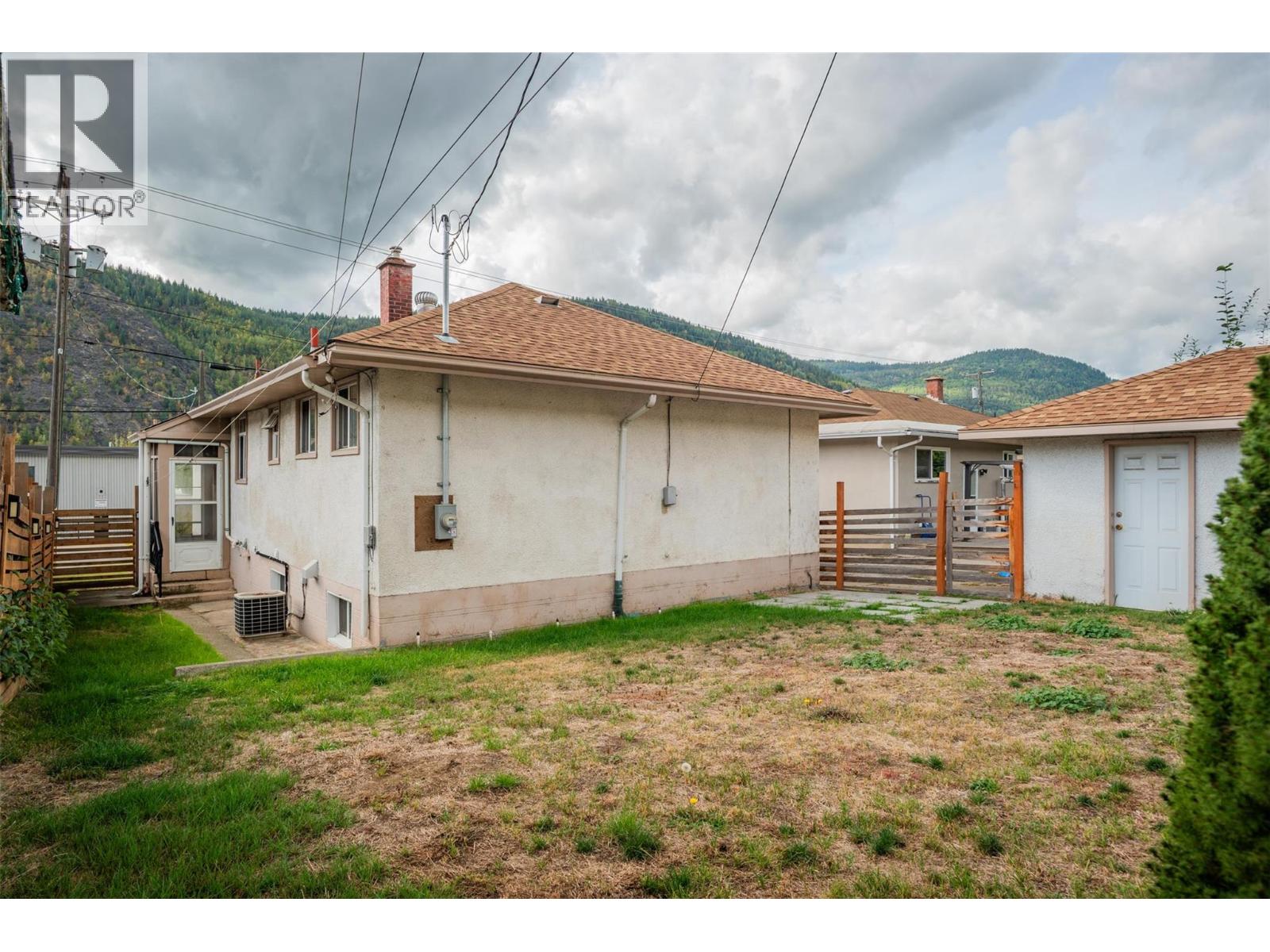 3141 Highway Drive, Trail, British Columbia  V1R 2T4 - Photo 35 - 10364809