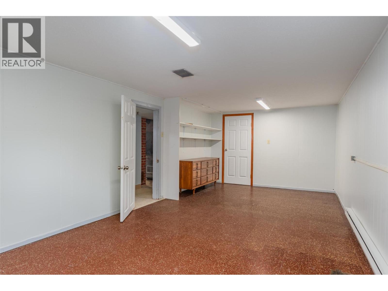 3141 Highway Drive, Trail, British Columbia  V1R 2T4 - Photo 20 - 10364809