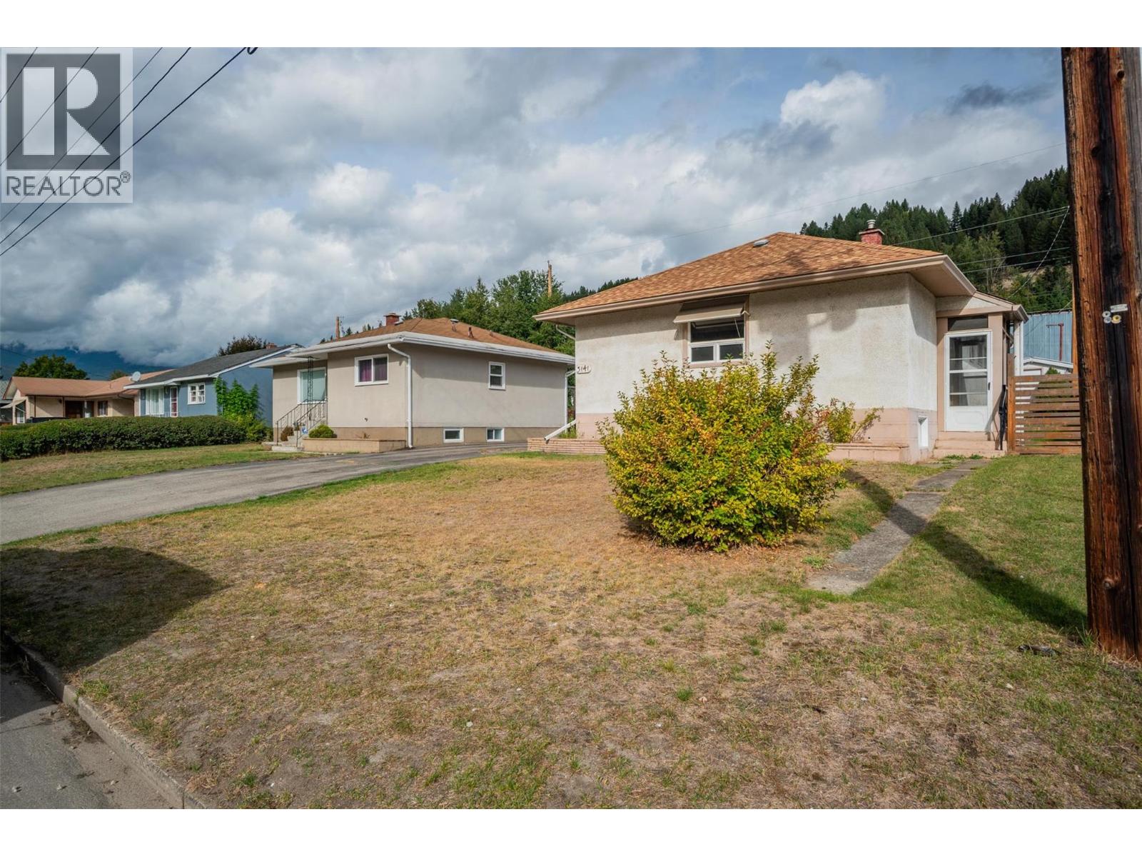 3141 Highway Drive, Trail, British Columbia  V1R 2T4 - Photo 30 - 10364809