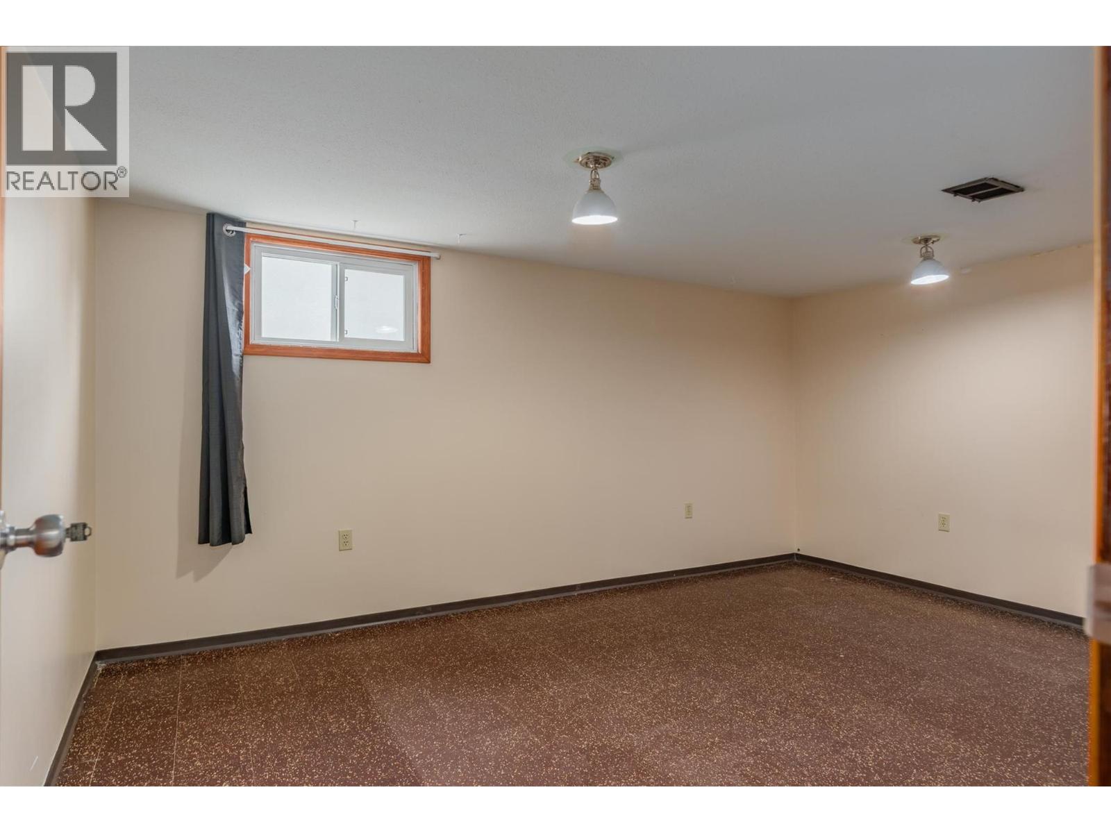 3141 Highway Drive, Trail, British Columbia  V1R 2T4 - Photo 23 - 10364809