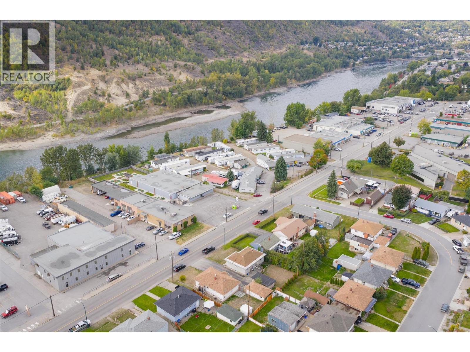 3141 Highway Drive, Trail, British Columbia  V1R 2T4 - Photo 42 - 10364809