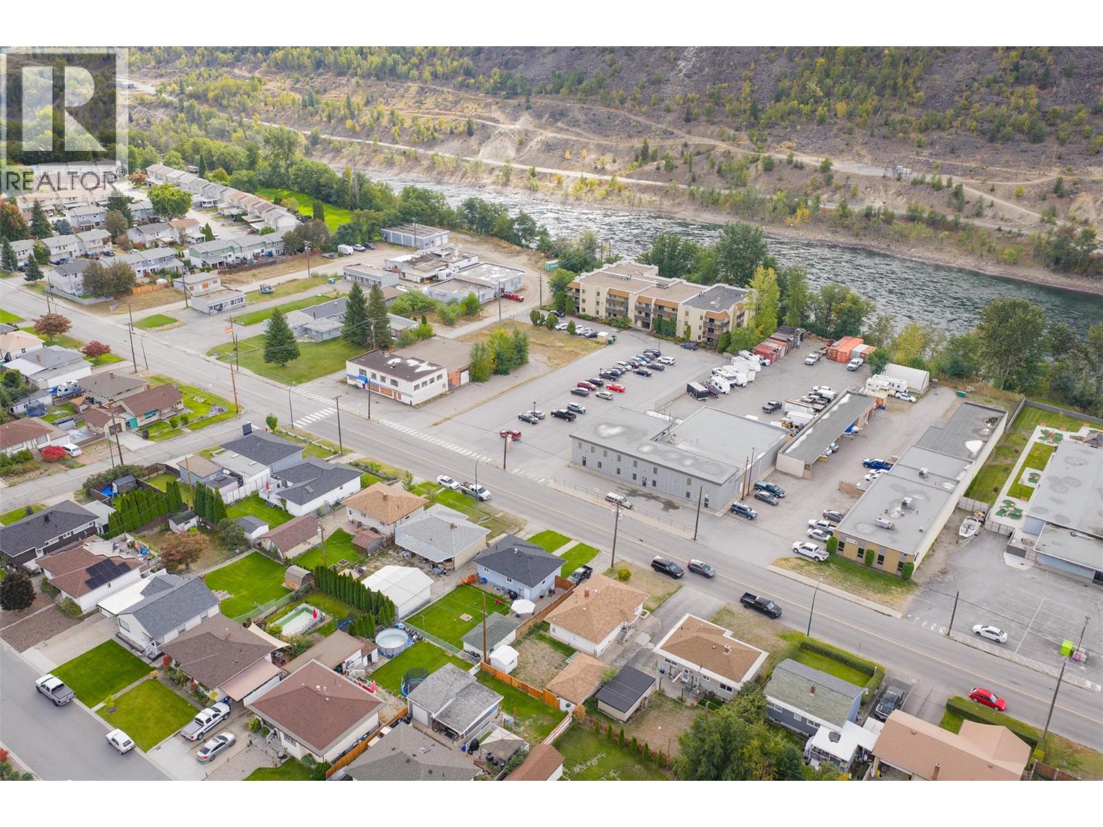 3141 Highway Drive, Trail, British Columbia  V1R 2T4 - Photo 39 - 10364809