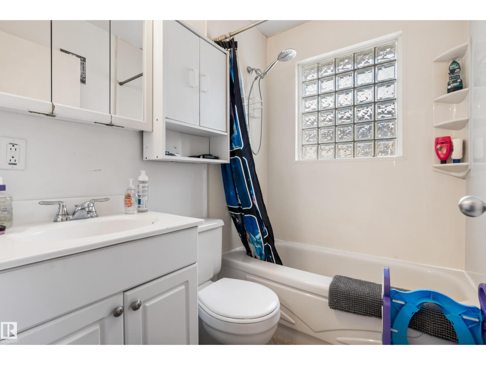 7515 83 St Nw, Edmonton, Alberta  T6C 2Y5 - Photo 10 - E4460749