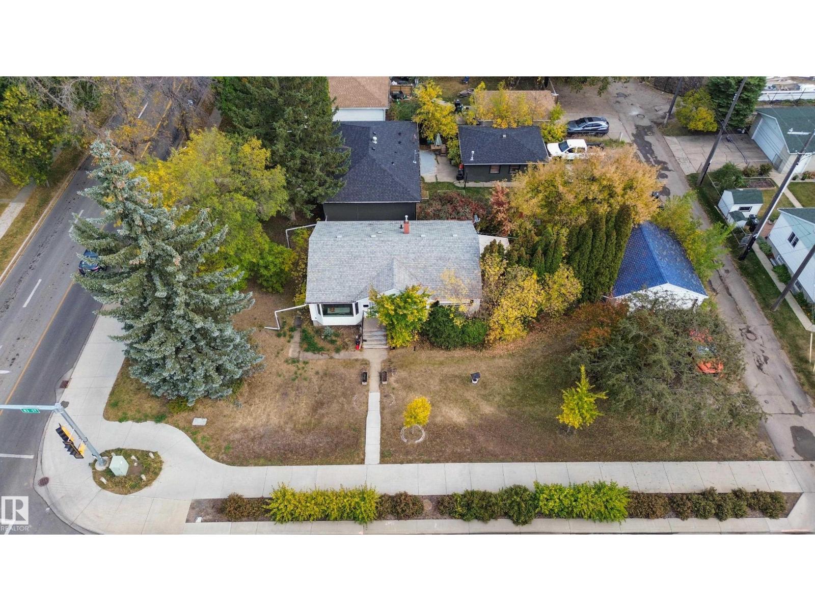 7515 83 St Nw, Edmonton, Alberta  T6C 2Y5 - Photo 3 - E4460749