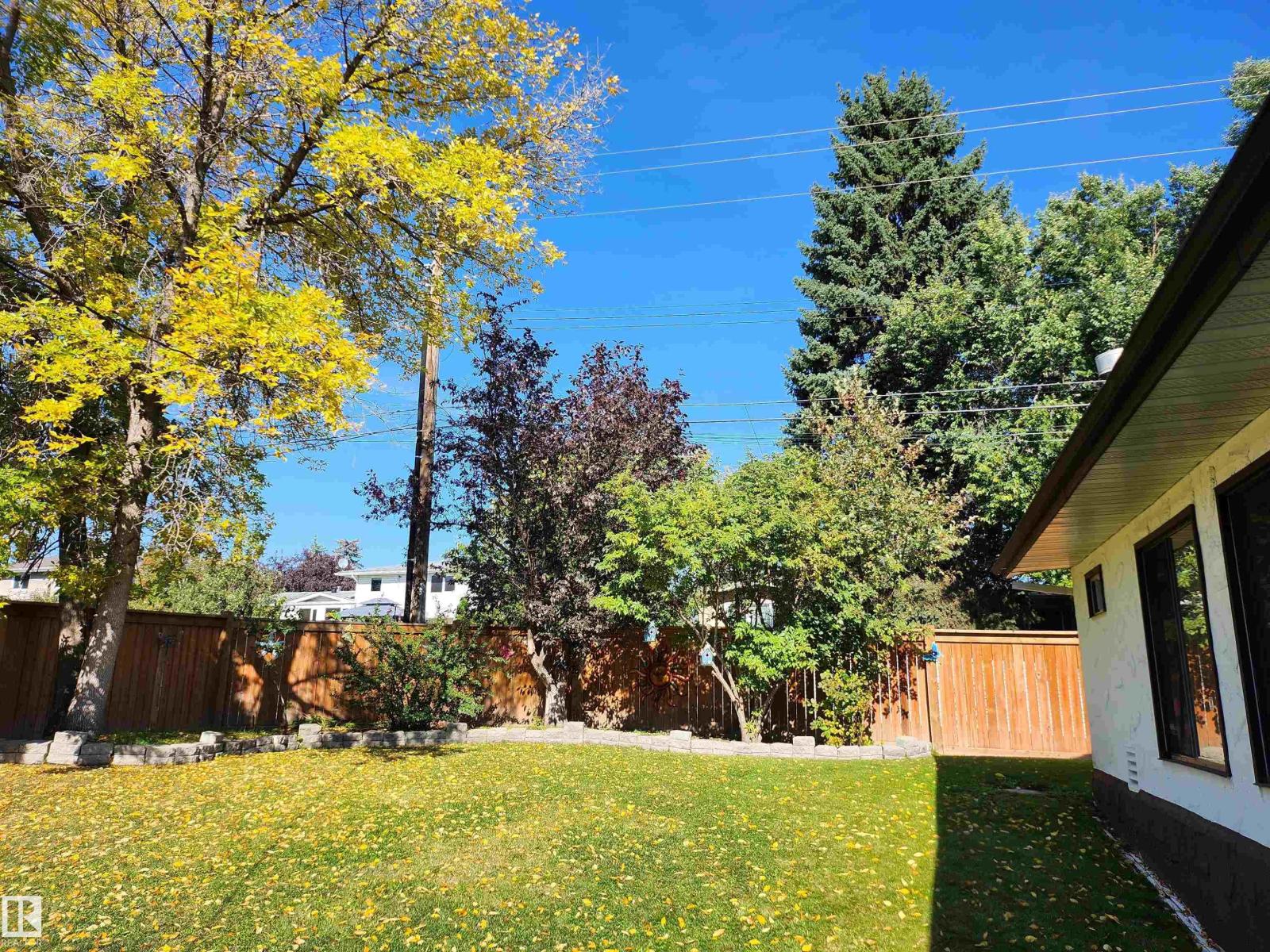 13312 Buena Vista Rd Nw, Edmonton, Alberta  T5R 5R2 - Photo 28 - E4460753