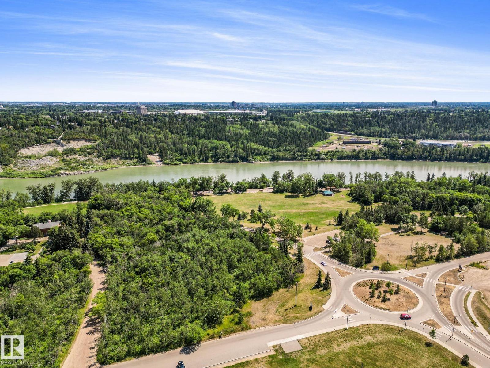 13312 Buena Vista Rd Nw, Edmonton, Alberta  T5R 5R2 - Photo 5 - E4460753