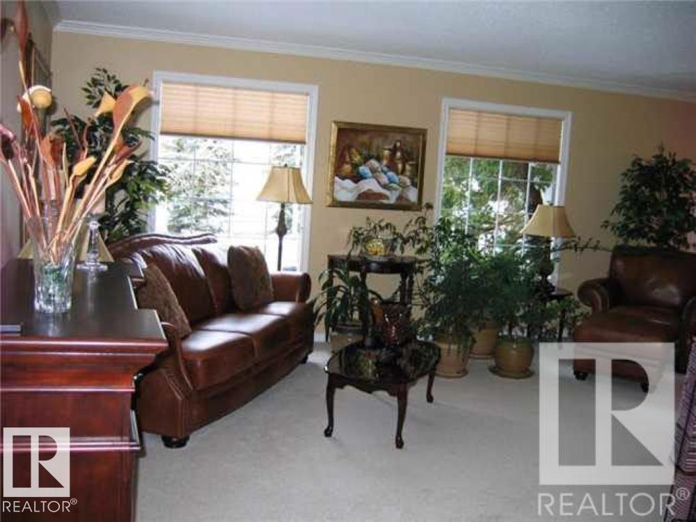 13312 Buena Vista Rd Nw, Edmonton, Alberta  T5R 5R2 - Photo 8 - E4460753
