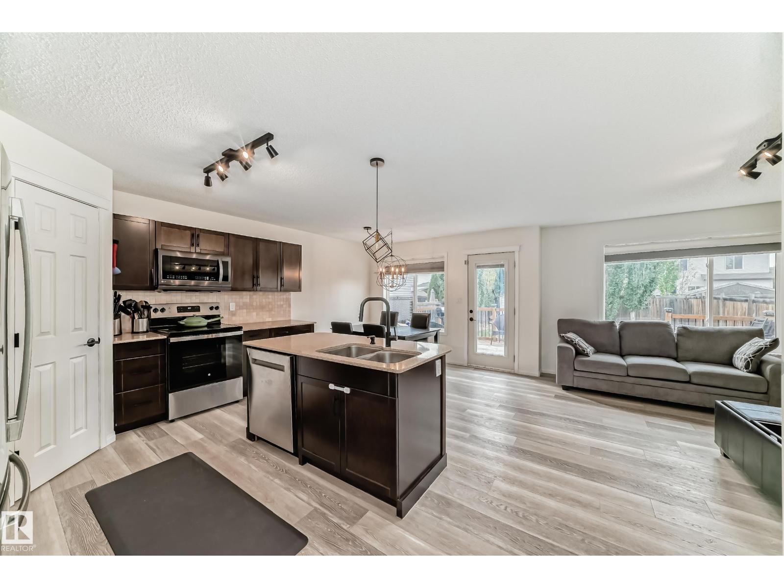 34 Wisteria Ln, Fort Saskatchewan, Alberta  T8L 0B4 - Photo 8 - E4460755