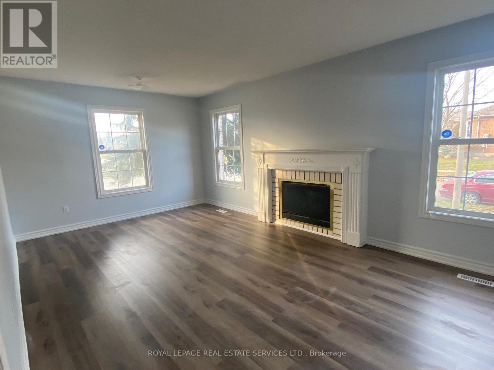 104 Inverhuron Trail, Oakville, Ontario  L6H 5Z4 - Photo 5 - W12444039