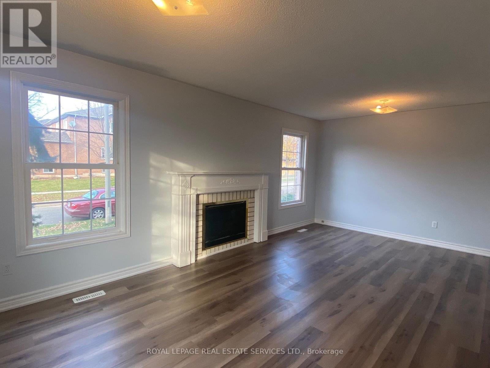 104 Inverhuron Trail, Oakville, Ontario  L6H 5Z4 - Photo 6 - W12444039