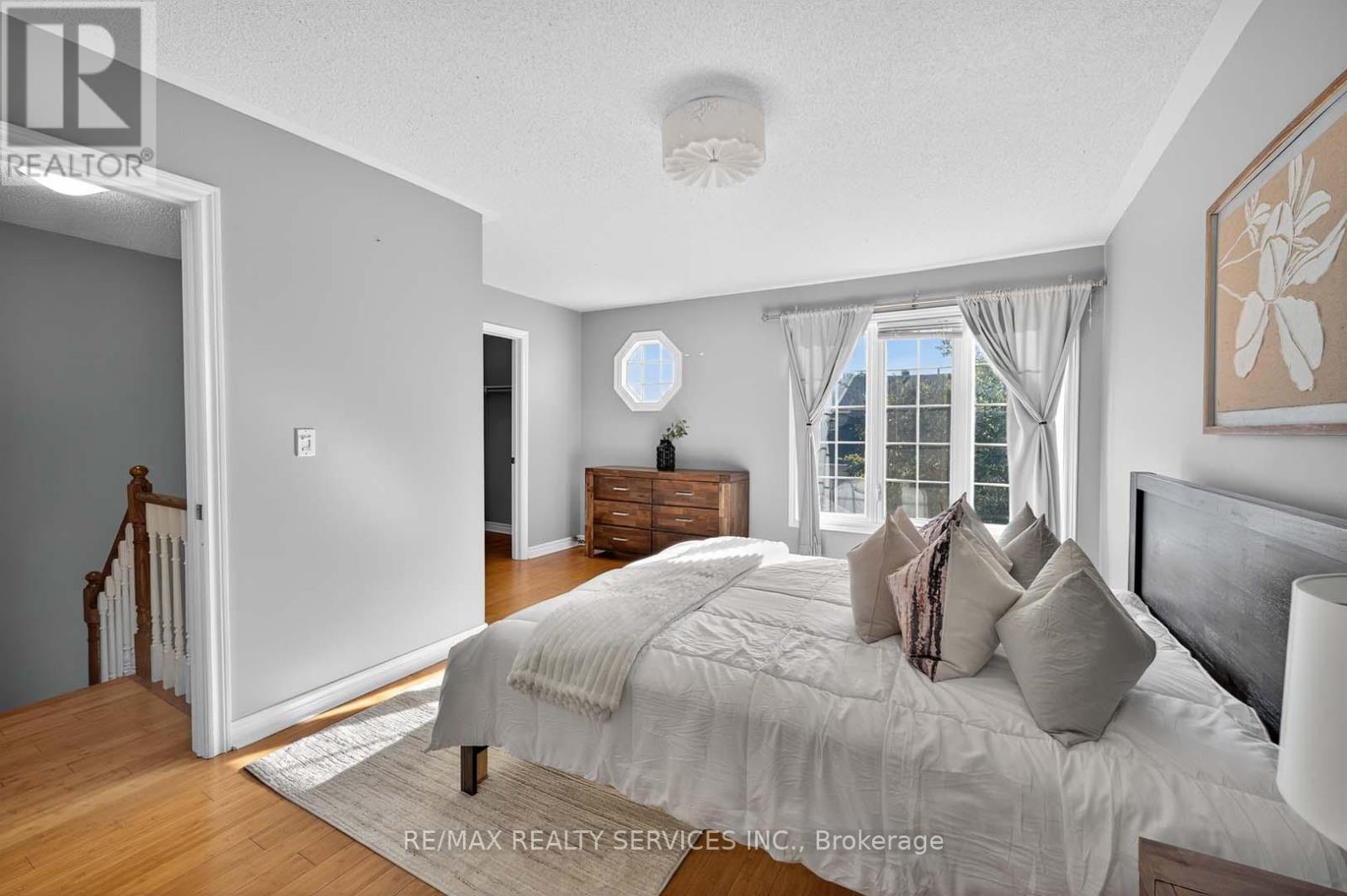 8 Hartnell Square, Brampton (Central Park), Ontario  L6S 5W7 - Photo 18 - W12444068