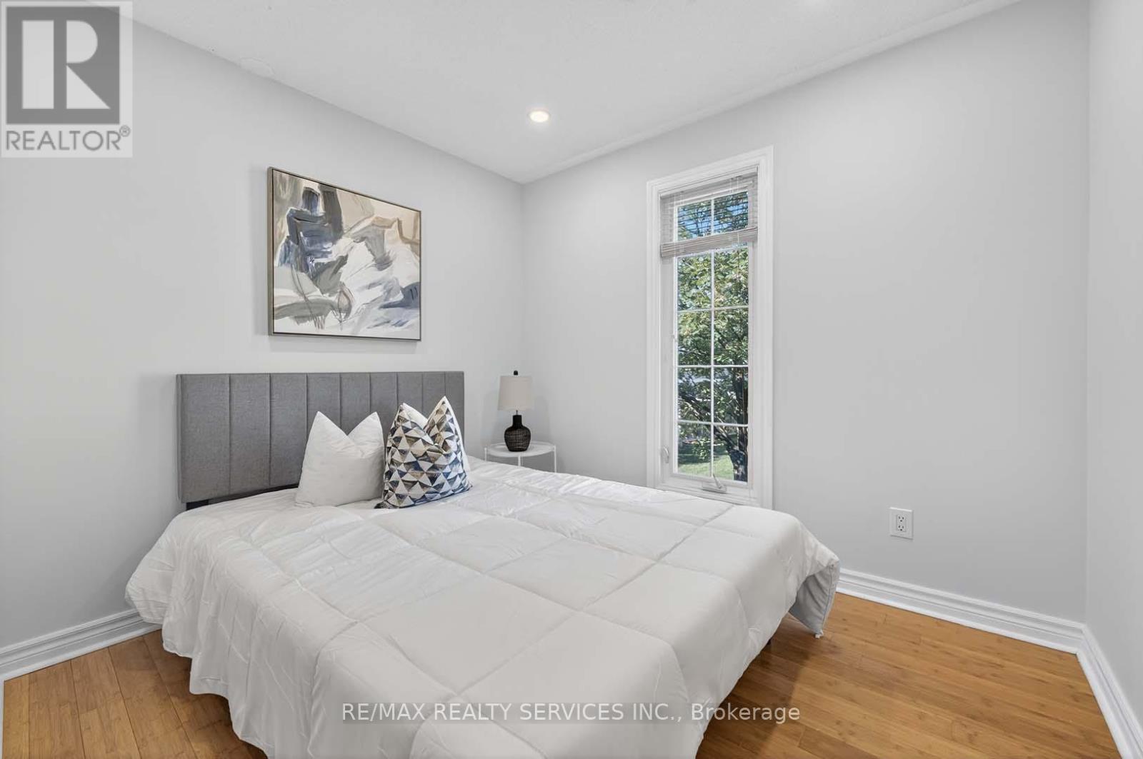 8 Hartnell Square, Brampton (Central Park), Ontario  L6S 5W7 - Photo 22 - W12444068