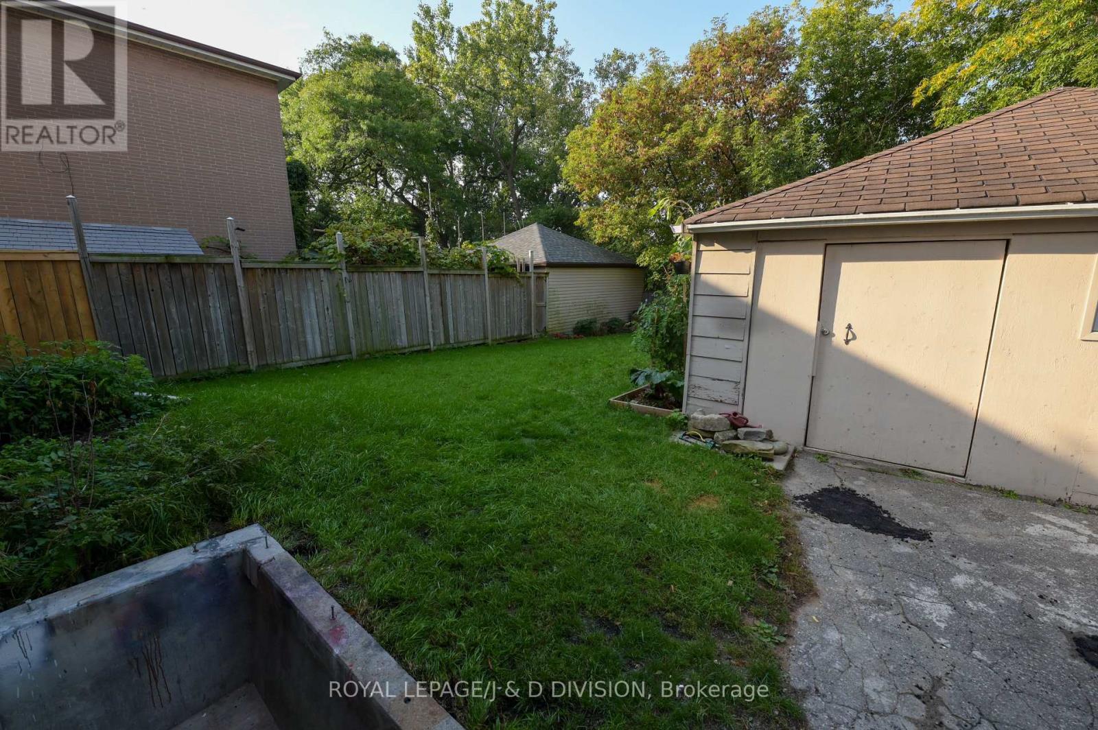 1 - 136 Windermere Avenue, Toronto, Ontario  M6S 3J6 - Photo 19 - W12444084