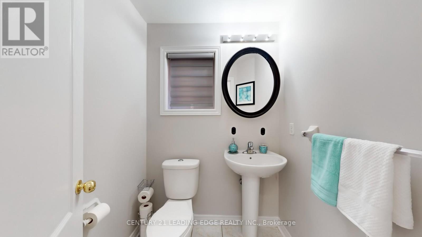 113 Sugarhill Drive, Brampton (Fletcher's Meadow), Ontario  L7A 3X3 - Photo 15 - W12444086