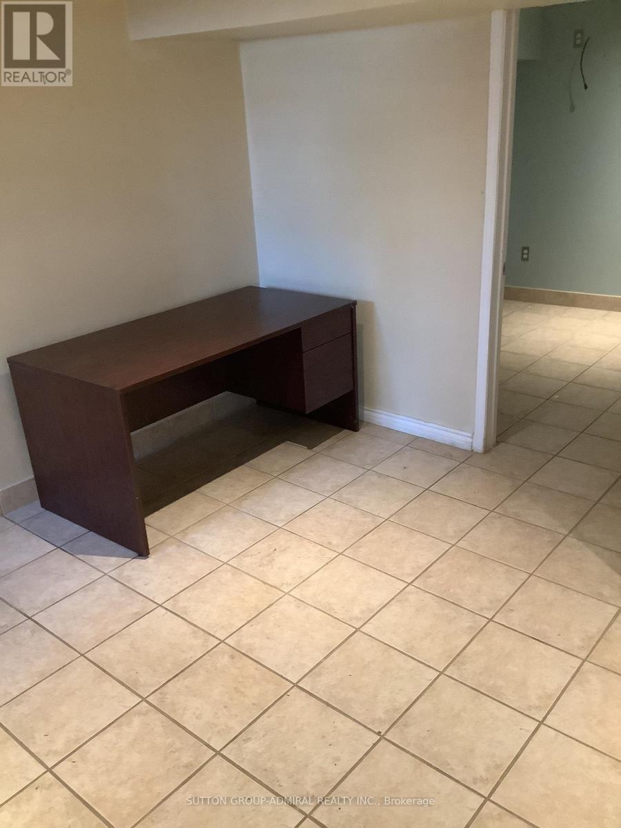 1634 Weston Road W, Toronto, Ontario  M9N 1T9 - Photo 3 - W12444095