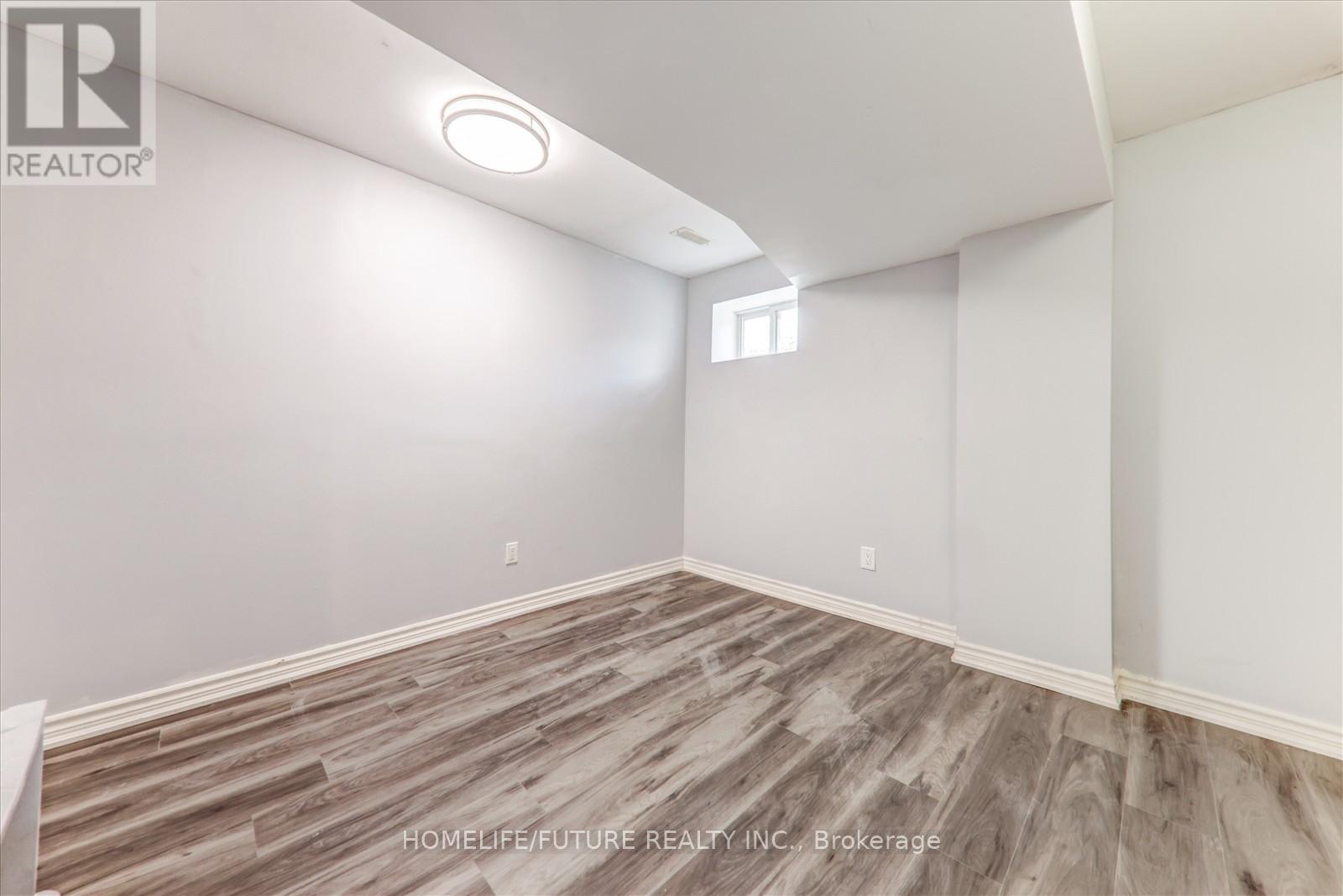 69 Heatherdale Drive, Brampton (Fletcher's Meadow), Ontario  L7A 2H4 - Photo 33 - W12444102