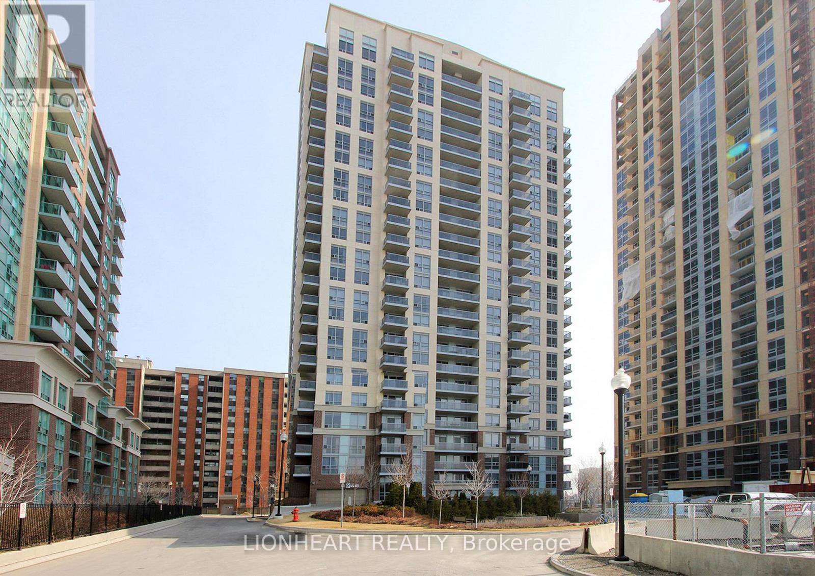 709 - 5 MICHAEL POWER PLACE, Toronto, Ontario