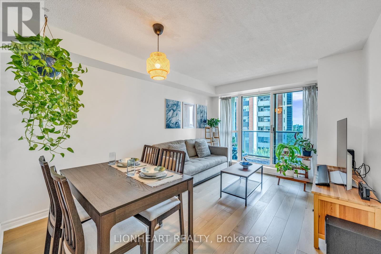 709 - 5 Michael Power Place, Toronto, Ontario  M9A 0A3 - Photo 15 - W12444107