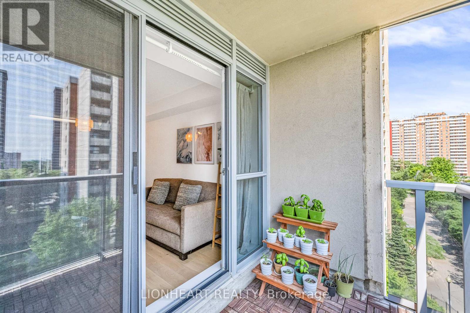 709 - 5 Michael Power Place, Toronto, Ontario  M9A 0A3 - Photo 29 - W12444107