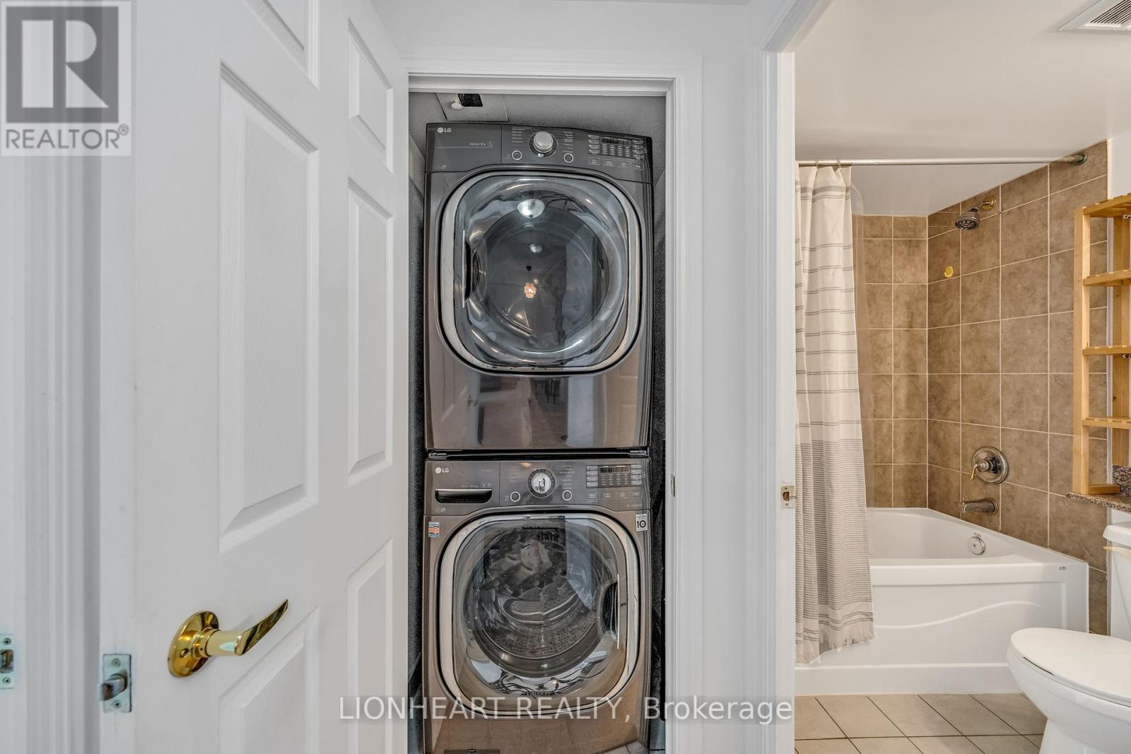 709 - 5 Michael Power Place, Toronto, Ontario  M9A 0A3 - Photo 31 - W12444107