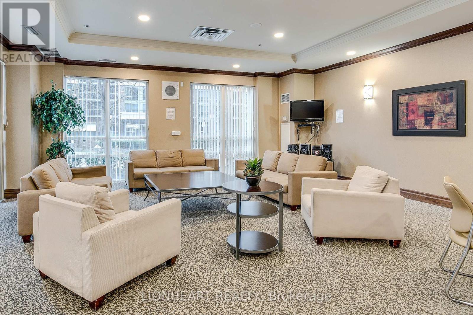 709 - 5 Michael Power Place, Toronto, Ontario  M9A 0A3 - Photo 38 - W12444107