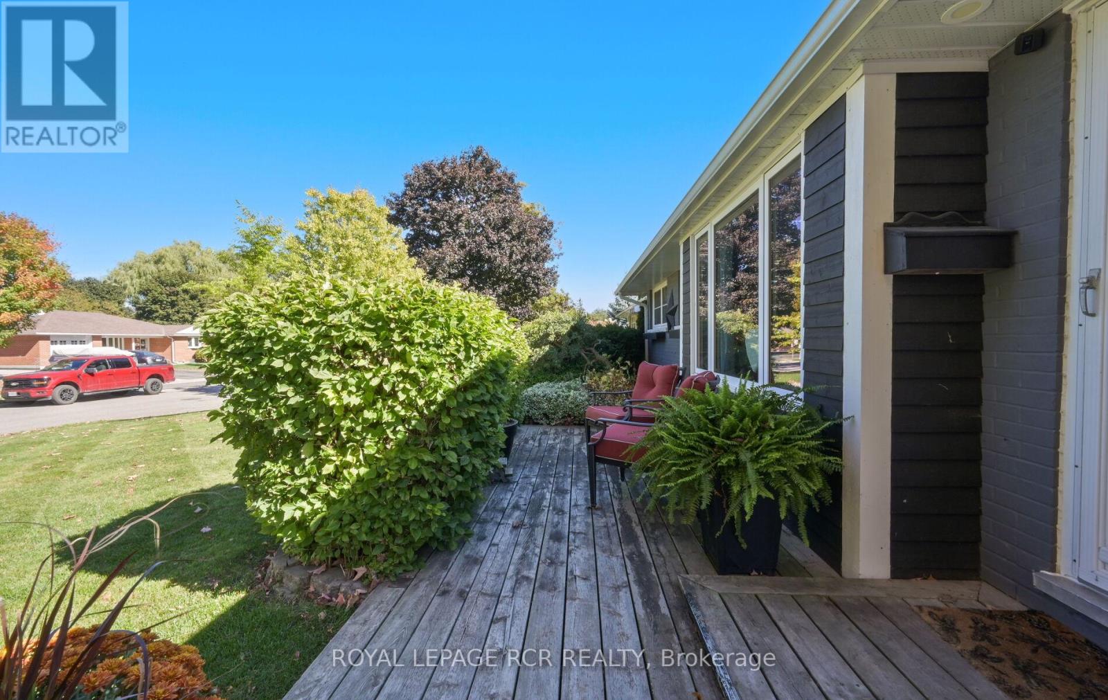 106 Zina Street, Orangeville, Ontario  L9W 1E8 - Photo 4 - W12444156