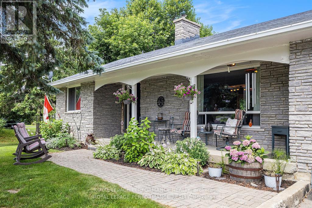 15 Fair Street, North Glengarry, Ontario  K0C 1T0 - Photo 3 - X12444167