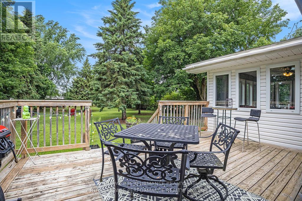 15 Fair Street, North Glengarry, Ontario  K0C 1T0 - Photo 31 - X12444167
