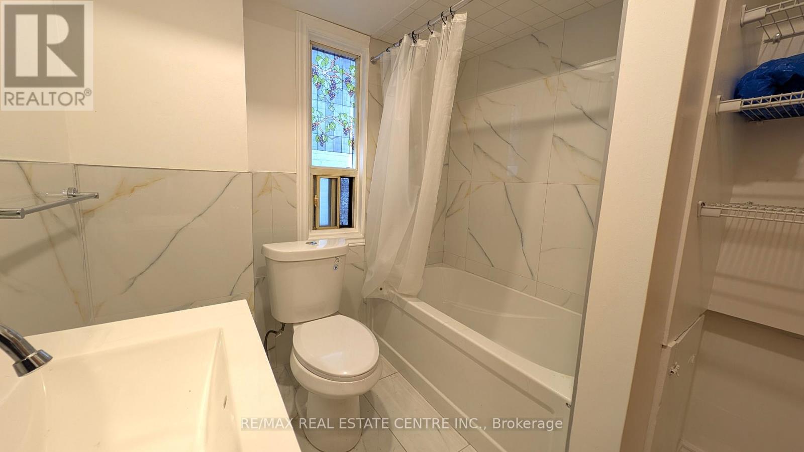 68 Magill Street, Hamilton (Strathcona), Ontario  L8R 2Y5 - Photo 11 - X12444028