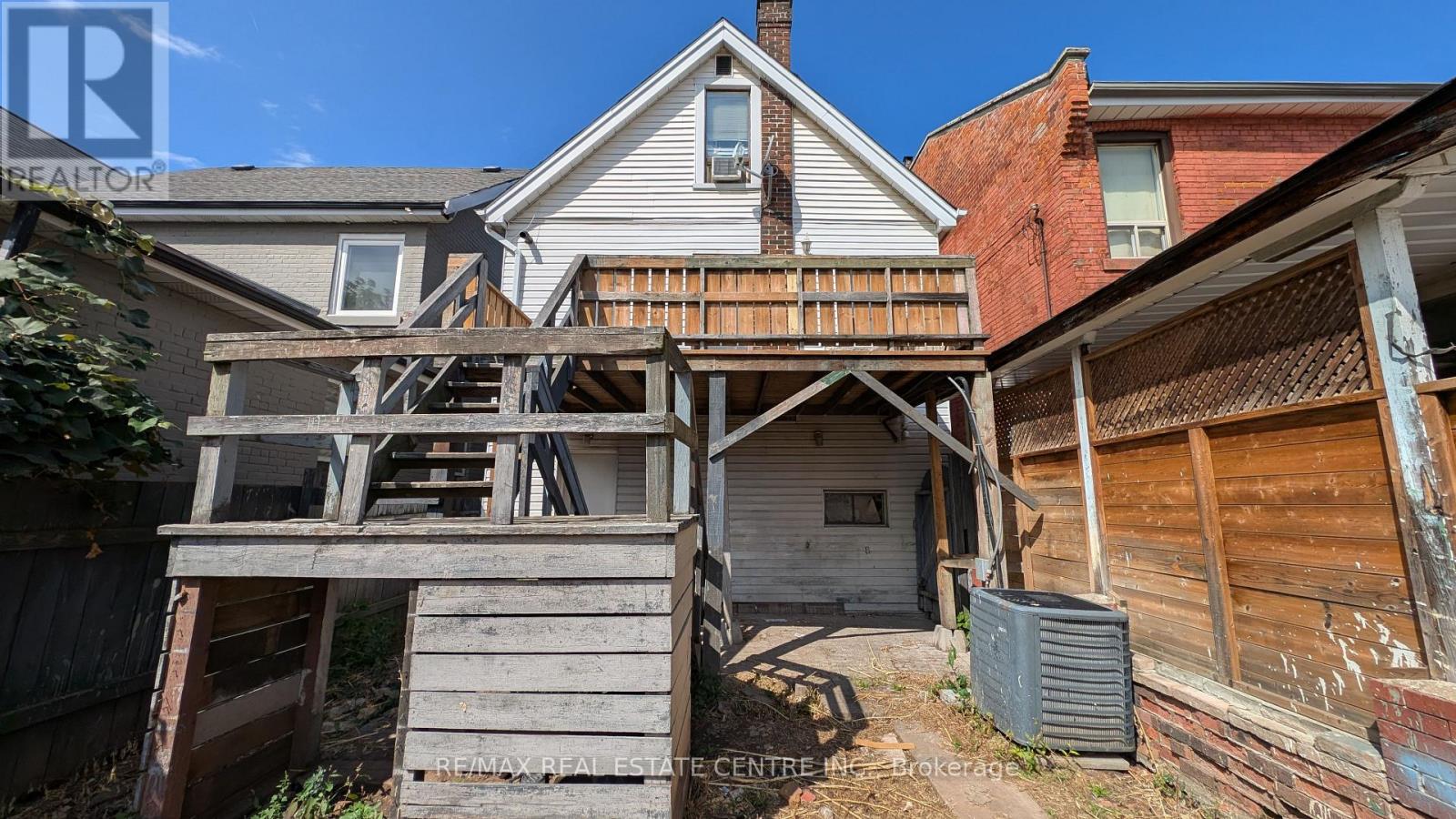 68 Magill Street, Hamilton (Strathcona), Ontario  L8R 2Y5 - Photo 13 - X12444028