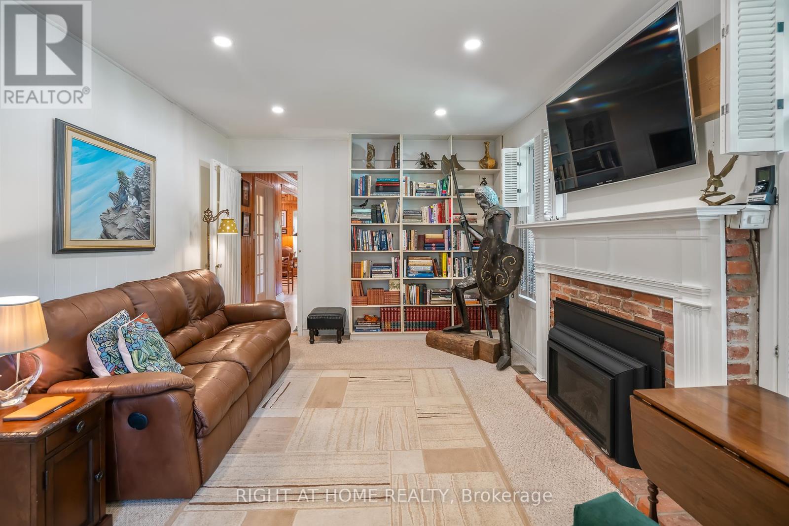 267 Victoria Street, Niagara-On-The-Lake (Town), Ontario  L0S 1J0 - Photo 13 - X12444029
